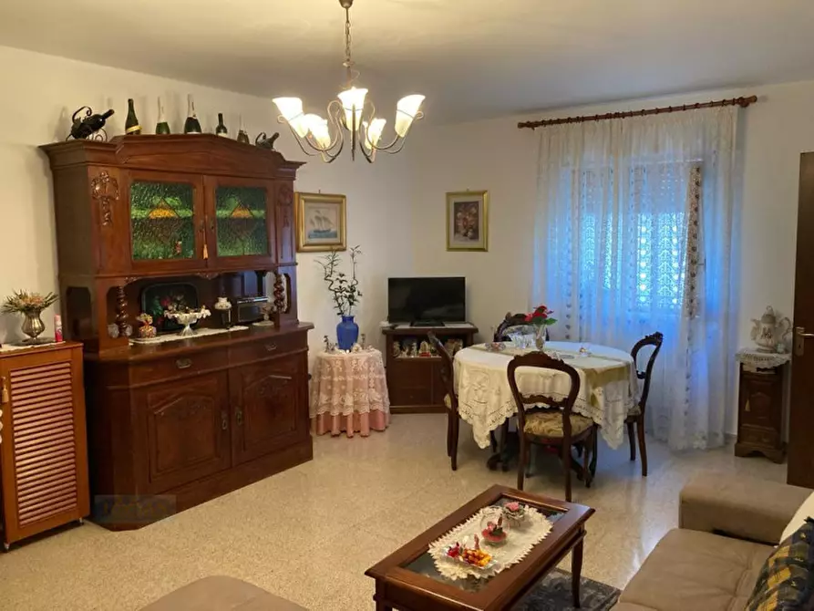 Immagine 2 di Appartamento in vendita  in Via Piersanti Mattarella a Ceglie Messapico