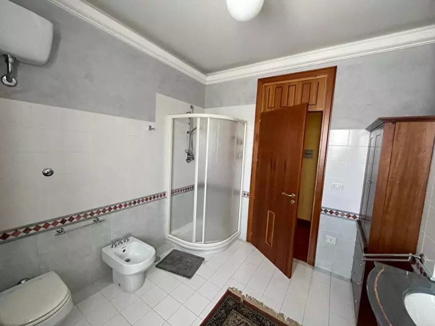 Immagine 29 di Villa in vendita  a Marsicovetere