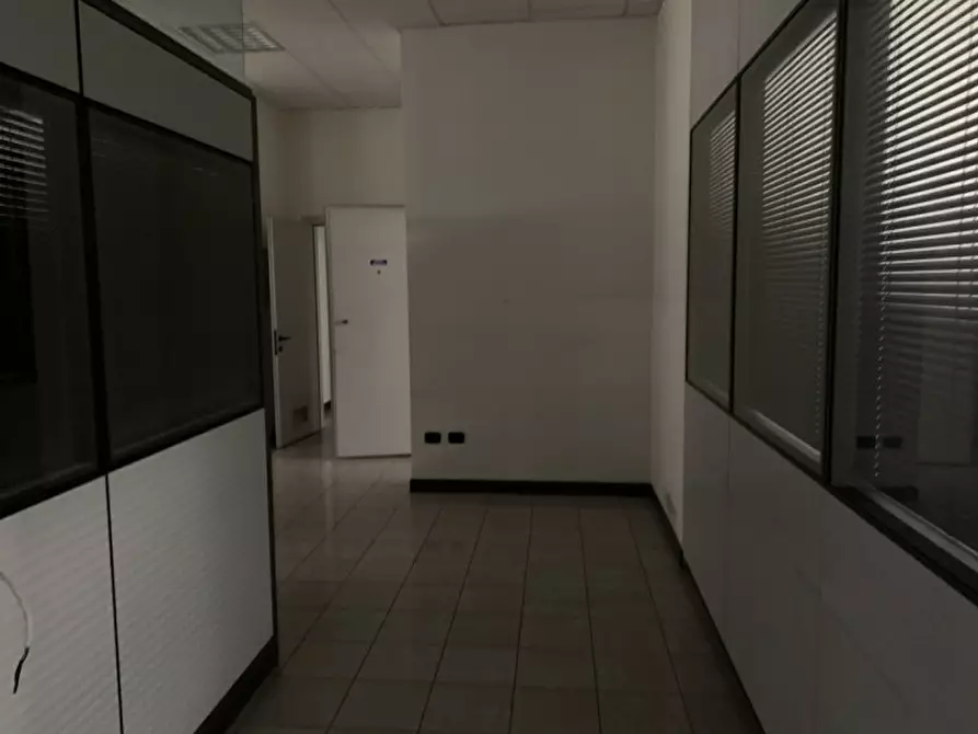 Immagine 5 di Ufficio in affitto  in via umberto I a Casalserugo