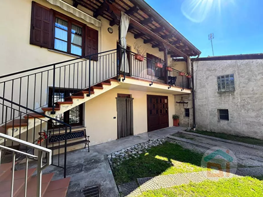 Immagine 1 di Casa bifamiliare in vendita  in borgo maria maddalena a Gradisca D'isonzo