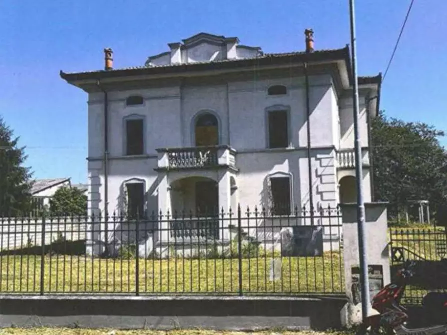 Immagine 1 di Villa in vendita  in VIA XX SETTEMBRE 32 a Dosolo