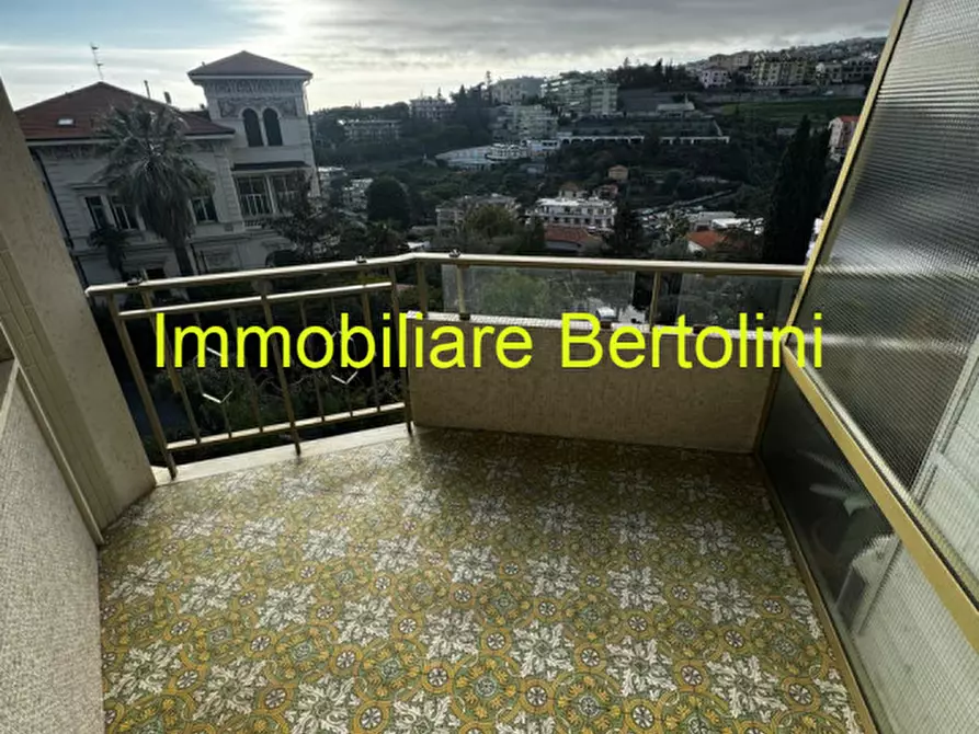 Immagine 23 di Appartamento in vendita  in CORSO DEGLI INGLESI a San Remo