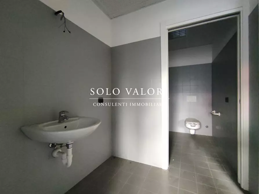 Immagine 5 di Ufficio in affitto  a Vedelago