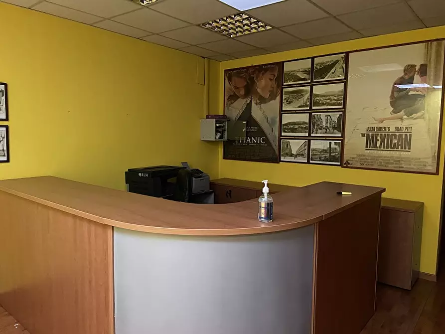 Immagine 4 di Ufficio in vendita  in SestuStrada Statale 131 Carlo Felice, s.n.c. a Sestu