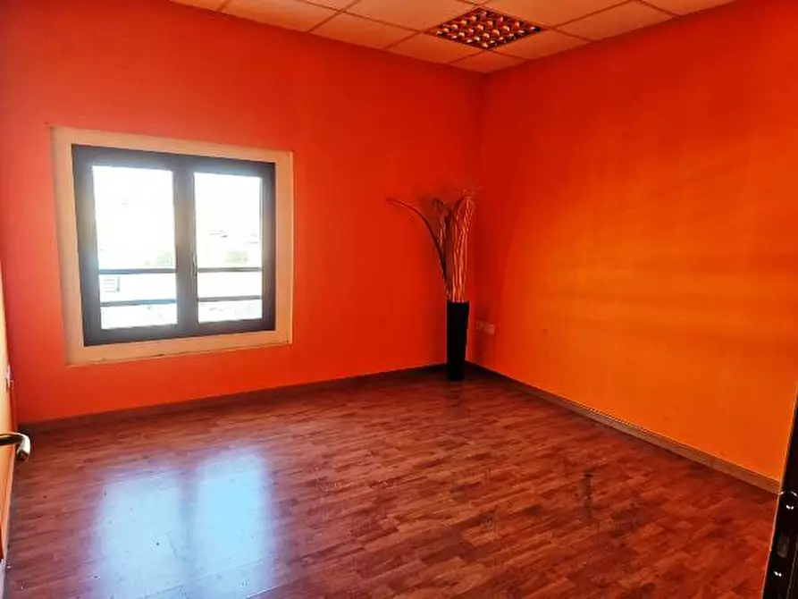 Immagine 15 di Ufficio in vendita  in SestuStrada Statale 131 Carlo Felice, s.n.c. a Sestu