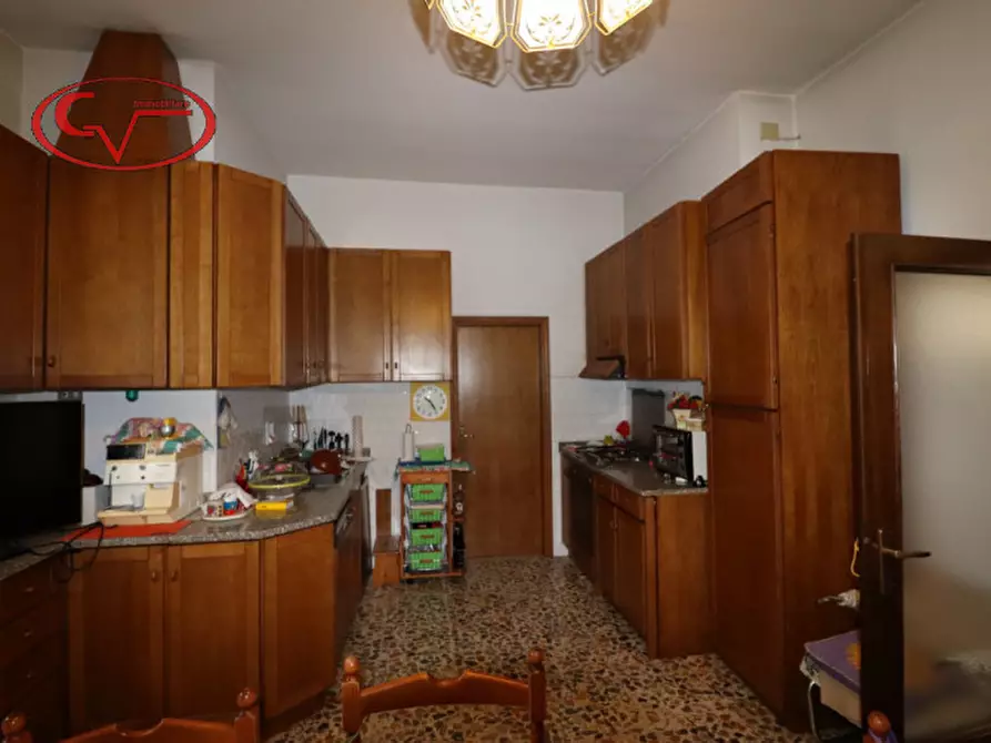 Immagine 9 di Appartamento in vendita  in via magellano a Montevarchi