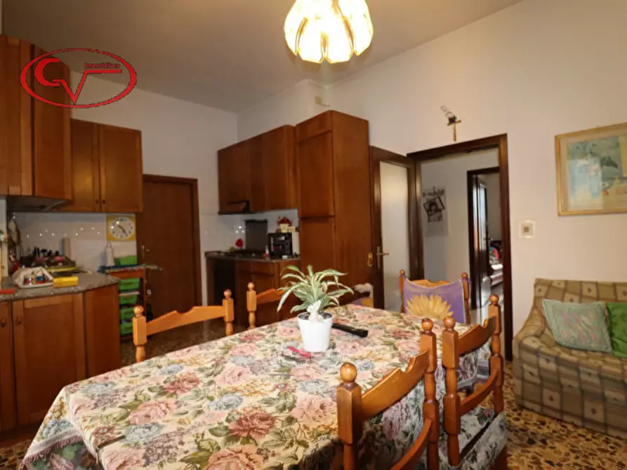 Immagine 12 di Appartamento in vendita  in via magellano a Montevarchi