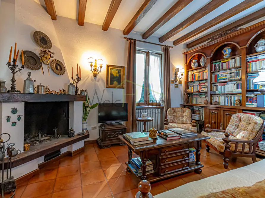 Immagine 9 di Villa in vendita  in Via Asiago a Cantù