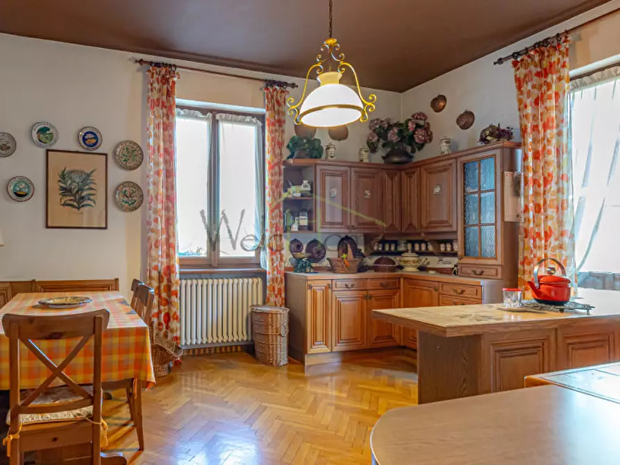 Immagine 15 di Villa in vendita  in Via Asiago a Cantù