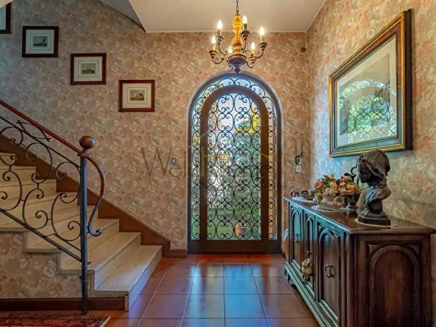 Immagine 19 di Villa in vendita  in Via Asiago a Cantù