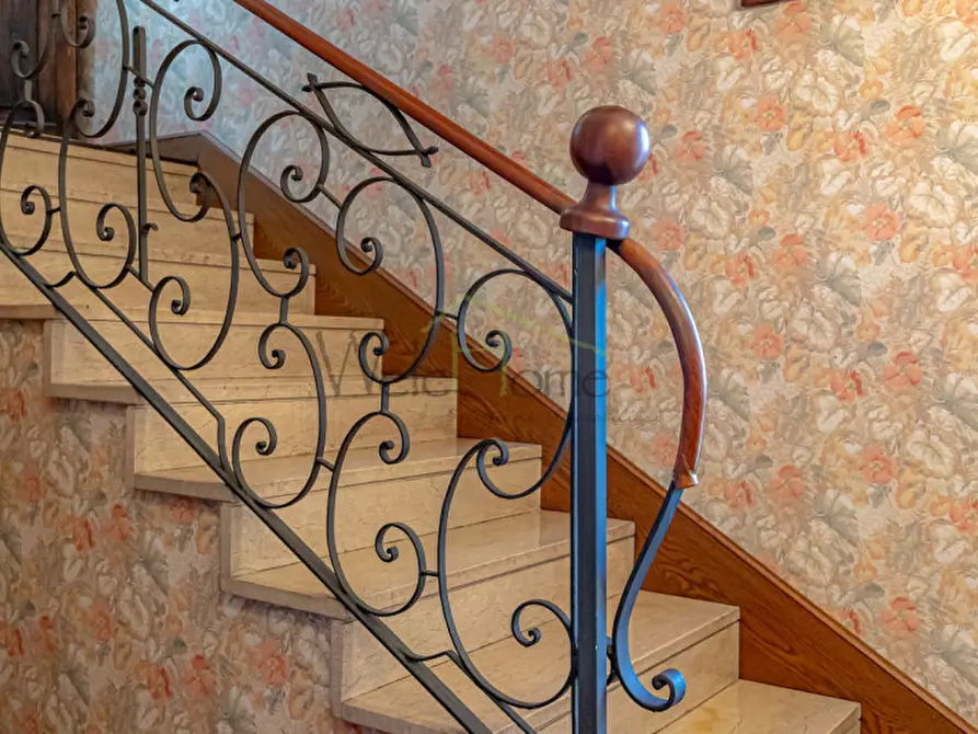 Immagine 39 di Villa in vendita  in Via Asiago a Cantù