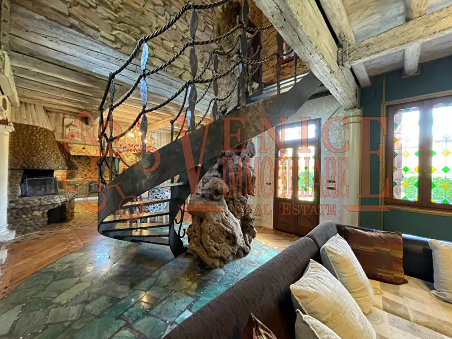 Immagine 5 di Casa indipendente in vendita  a Venezia