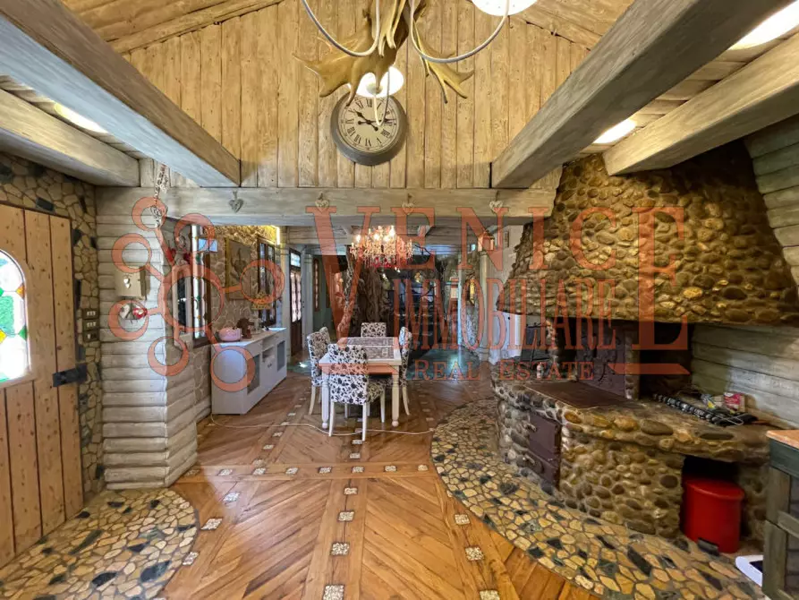 Immagine 6 di Casa indipendente in vendita  a Venezia