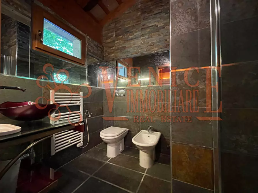 Immagine 12 di Casa indipendente in vendita  a Venezia