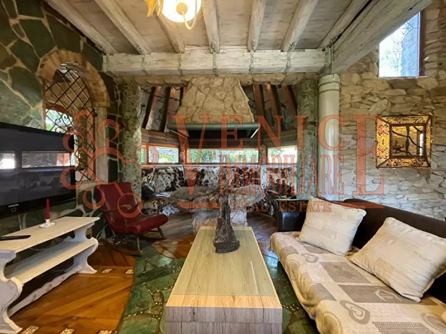 Immagine 19 di Casa indipendente in vendita  a Venezia