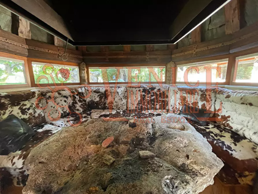 Immagine 21 di Casa indipendente in vendita  a Venezia