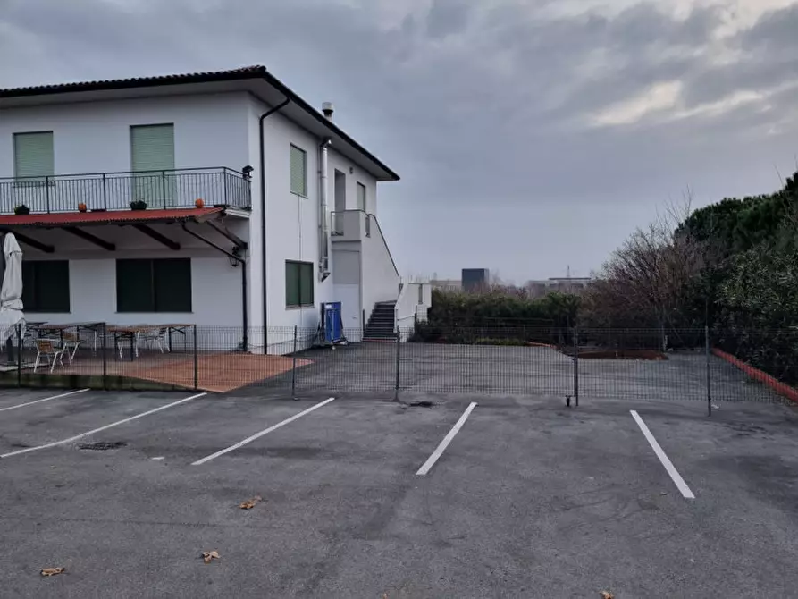 Immagine 20 di Attività commerciale in vendita  in via san feliciano a Alonte