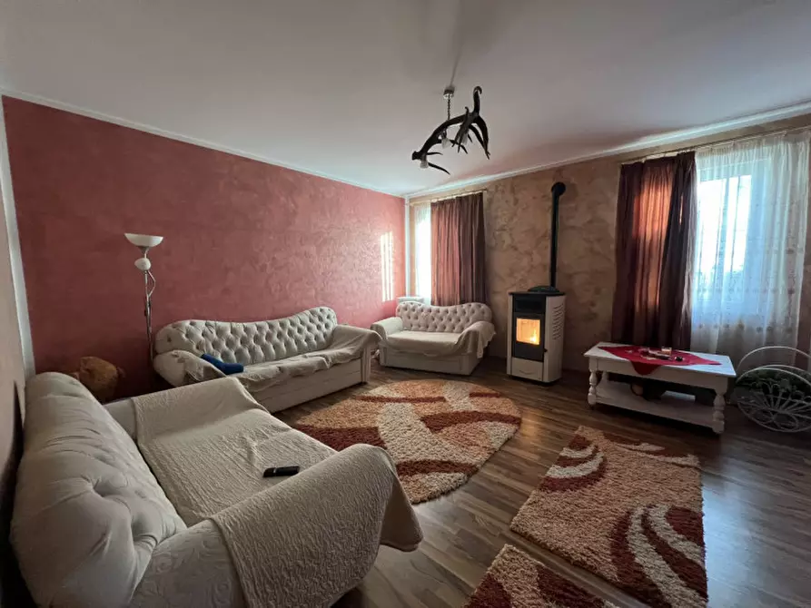Immagine 1 di Casa bifamiliare in vendita  in Via Arzere a Solesino