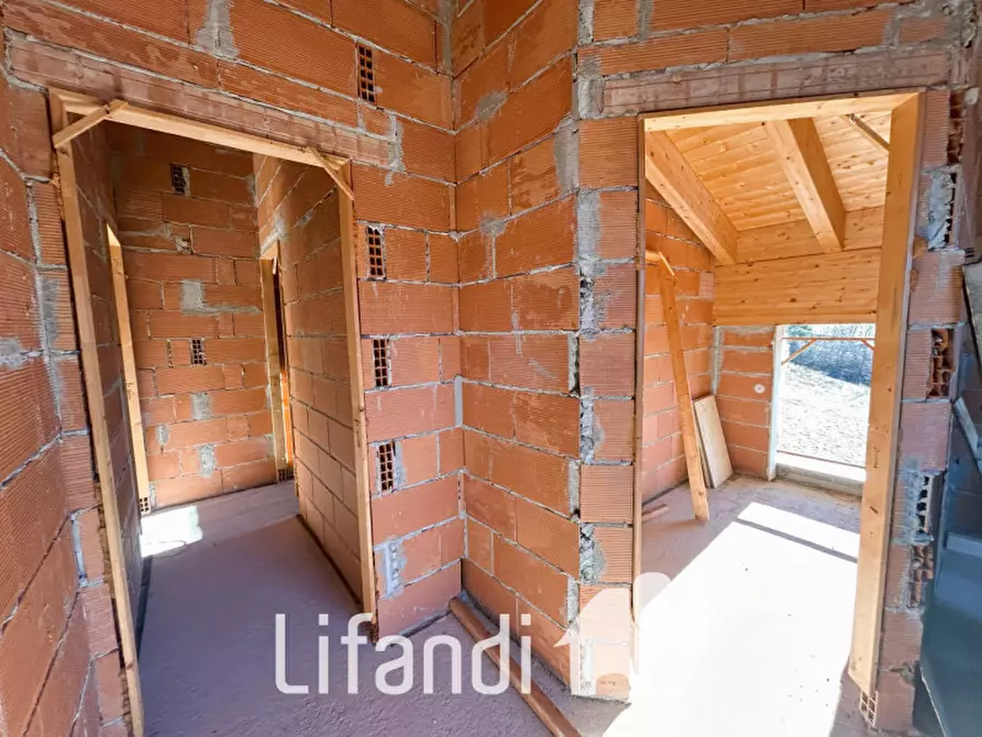 Immagine 4 di Capannone industriale in vendita  in via aprile a Folgaria