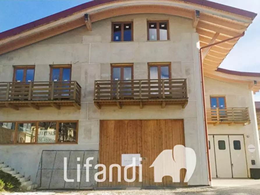 Immagine 7 di Capannone industriale in vendita  in via aprile a Folgaria