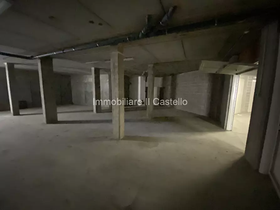 Immagine 6 di Garage in vendita  in Castiglione del Lago a Castiglione Del Lago