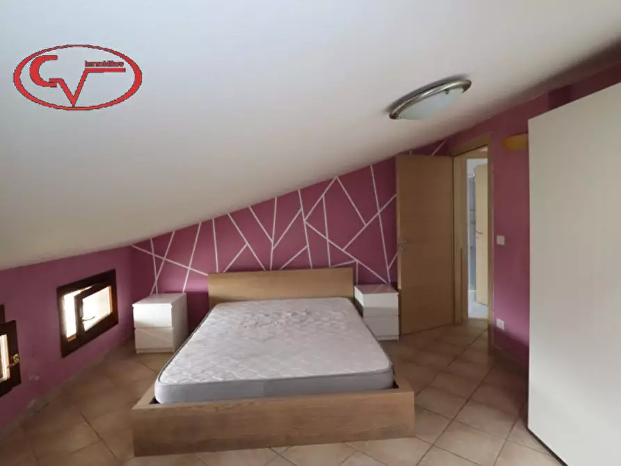 Immagine 16 di Appartamento in vendita  in via zara a Bucine