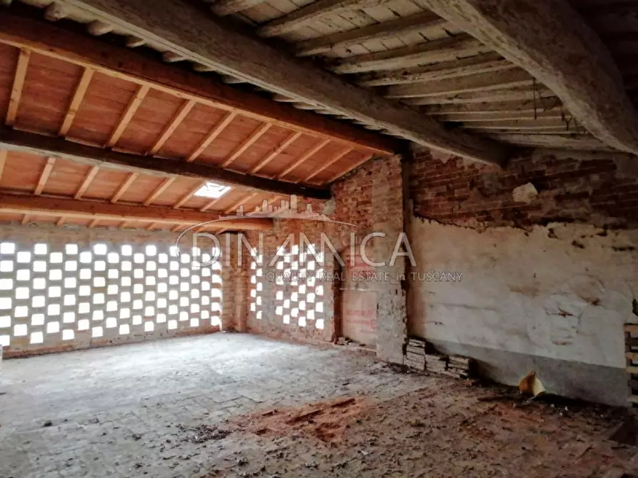 Immagine 20 di Rustico / casale in vendita  a Santa Maria A Monte