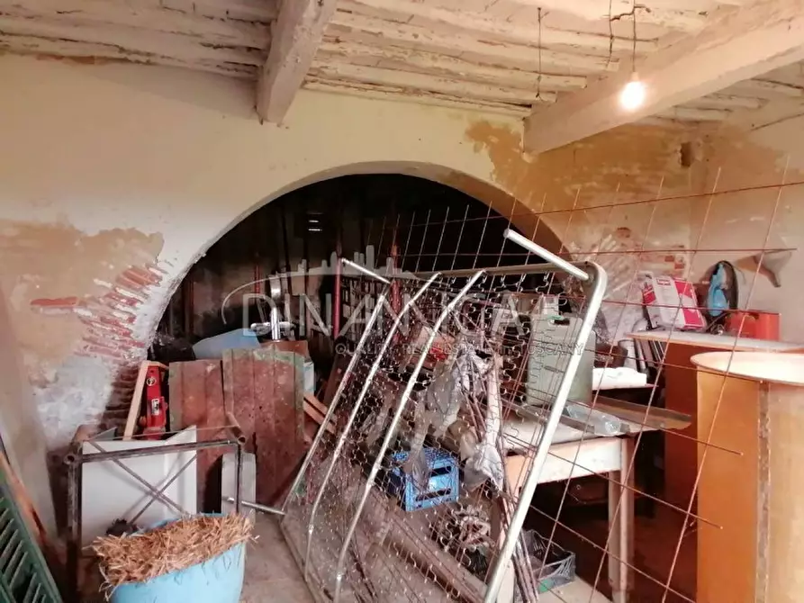 Immagine 24 di Rustico / casale in vendita  a Santa Maria A Monte