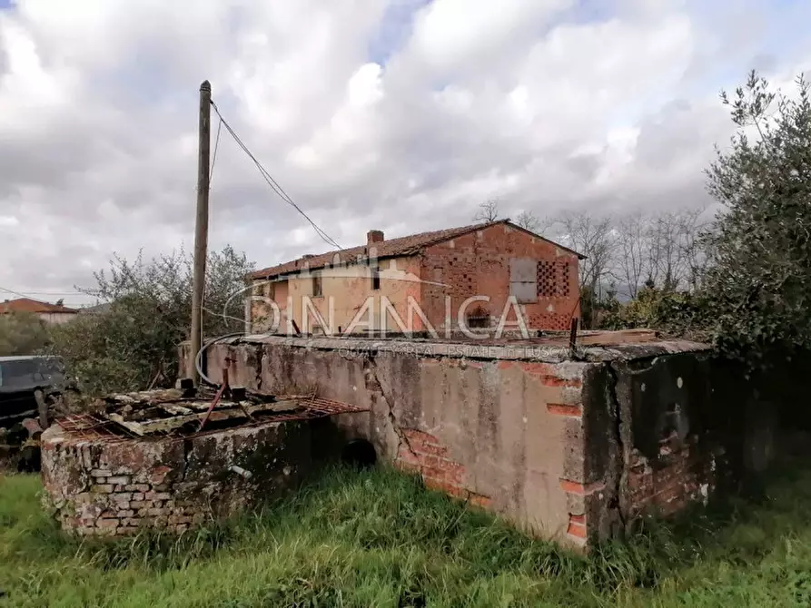 Immagine 27 di Rustico / casale in vendita  a Santa Maria A Monte