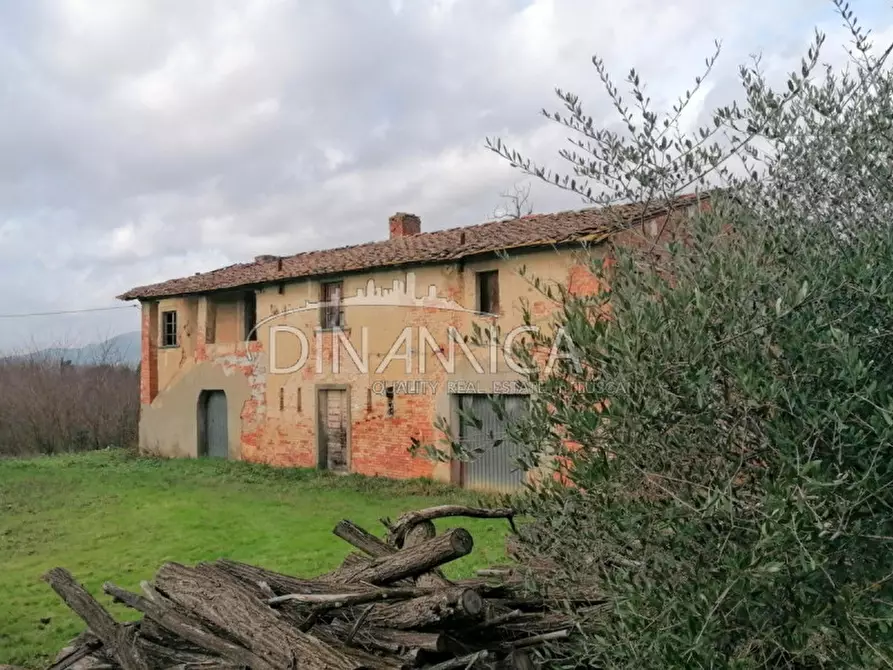Immagine 28 di Rustico / casale in vendita  a Santa Maria A Monte