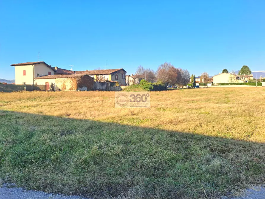 Immagine 1 di Terreno in vendita  in Via Pietro Nenni a Passirano