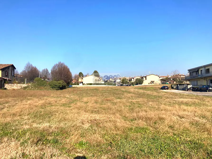 Immagine 4 di Terreno in vendita  in Via Pietro Nenni a Passirano