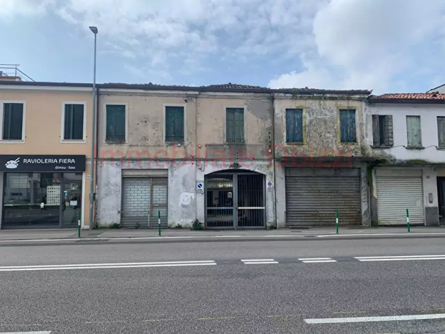 Immagine 12 di Palazzo in vendita  in Via Niccolò Tommaseo a Padova