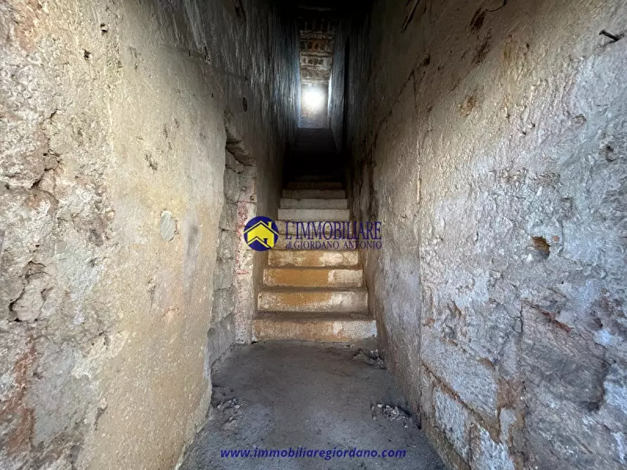 Immagine 9 di Negozio in vendita  in VICO CARBINERI, 17-18 a Squinzano