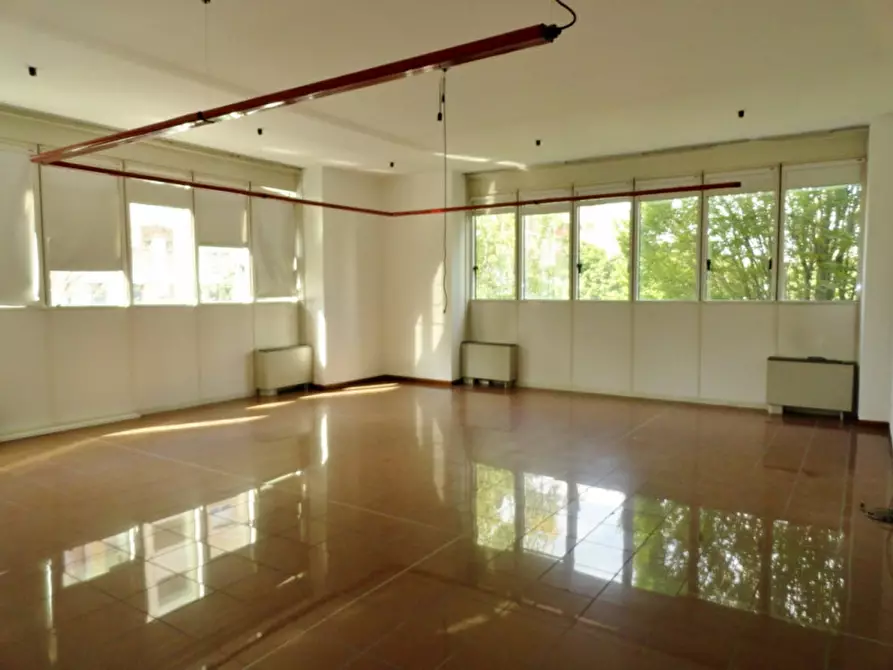 Immagine 1 di Ufficio in vendita  in Via Mercato Nuovo a Vicenza