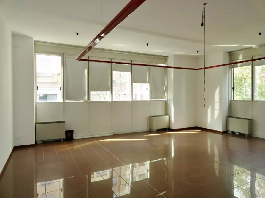 Immagine 3 di Ufficio in vendita  in Via Mercato Nuovo a Vicenza