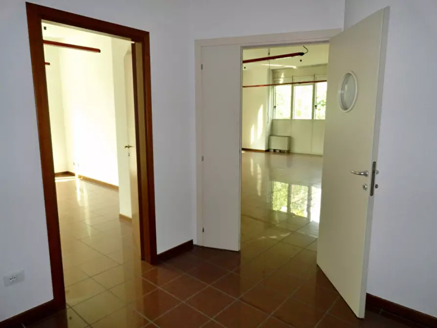 Immagine 5 di Ufficio in vendita  in Via Mercato Nuovo a Vicenza