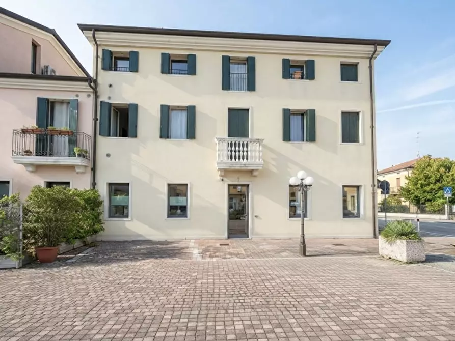 Immagine 1 di Negozio in vendita  in via Livenza a Vigonza