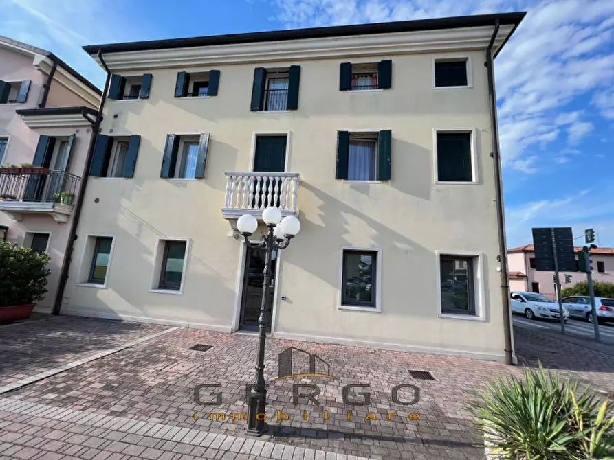 Immagine 21 di Negozio in vendita  in via Livenza a Vigonza