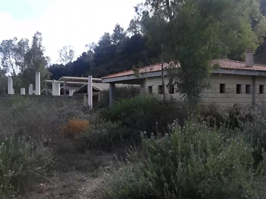 Immagine 18 di Attività commerciale in vendita  in SP3 a Montescaglioso