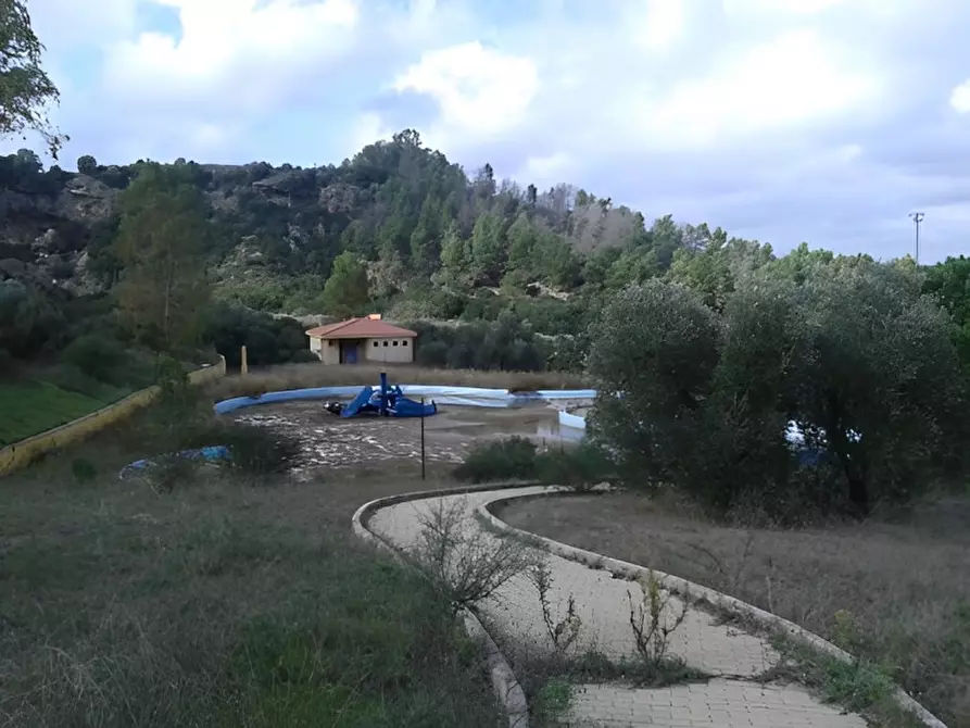 Immagine 27 di Attività commerciale in vendita  in SP3 a Montescaglioso