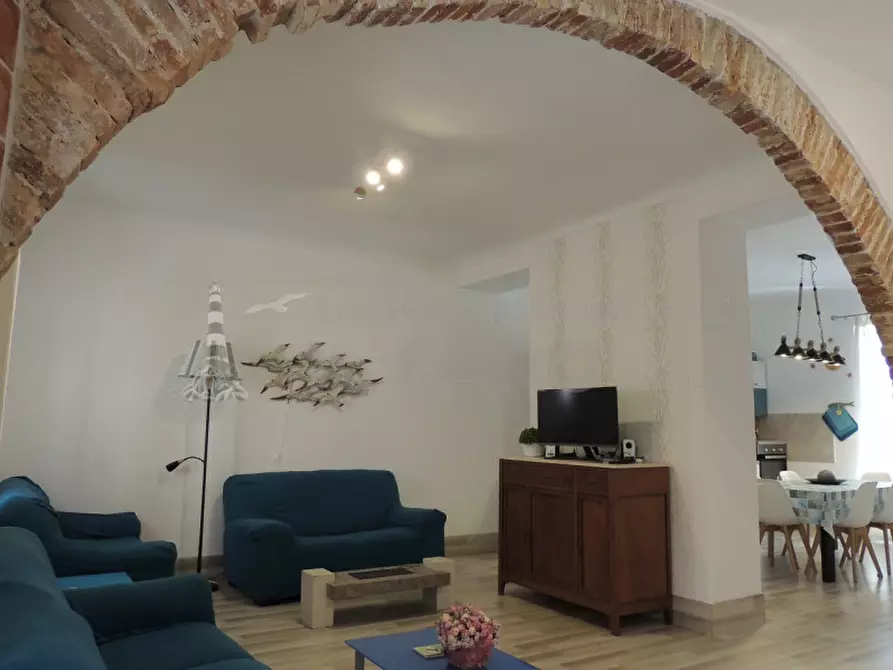 Immagine 2 di Appartamento in affitto  in Via Cairoli 38 a La Maddalena