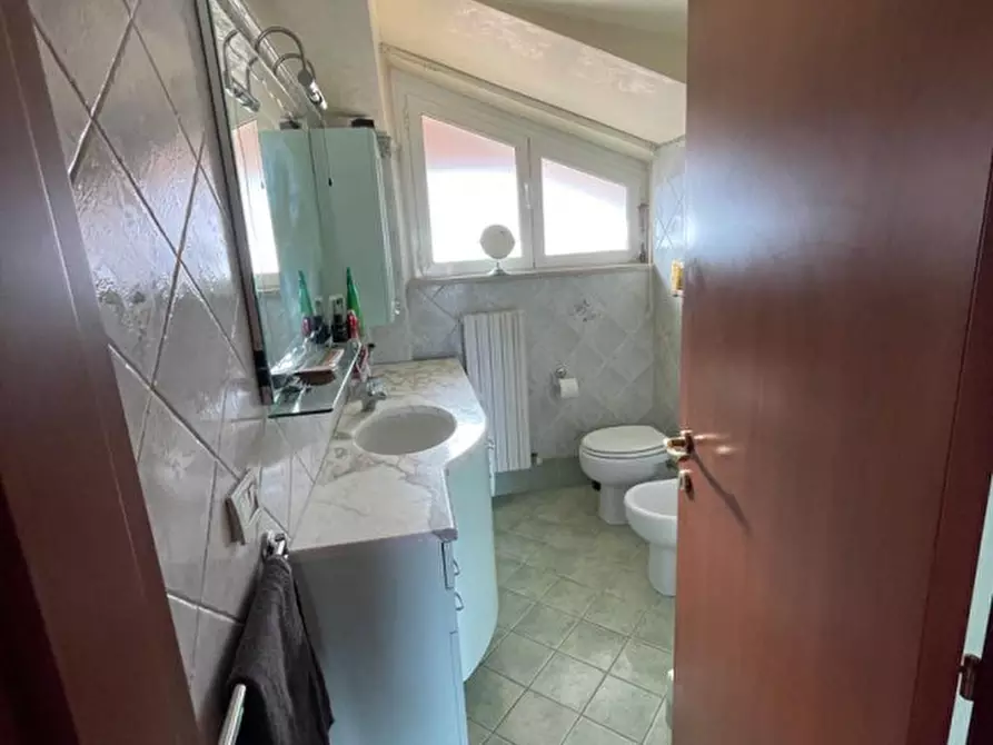 Immagine 20 di Appartamento in vendita  in VIA ARISTIDE MERLONI a Ancona