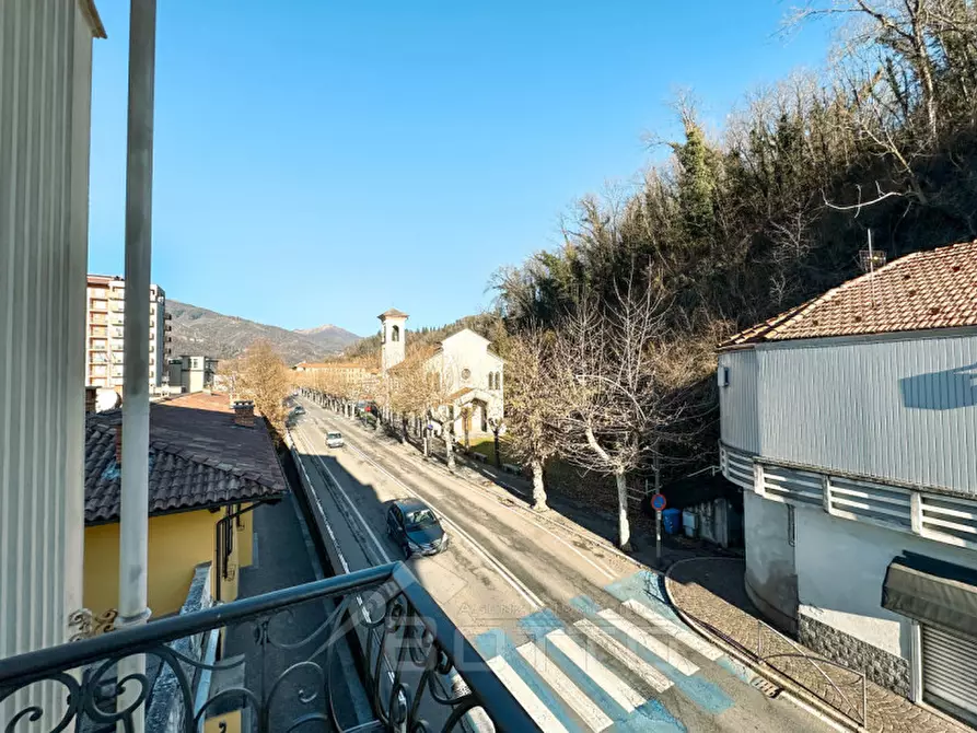 Immagine 31 di Appartamento in vendita  in Viale Varallo 5 a Borgosesia