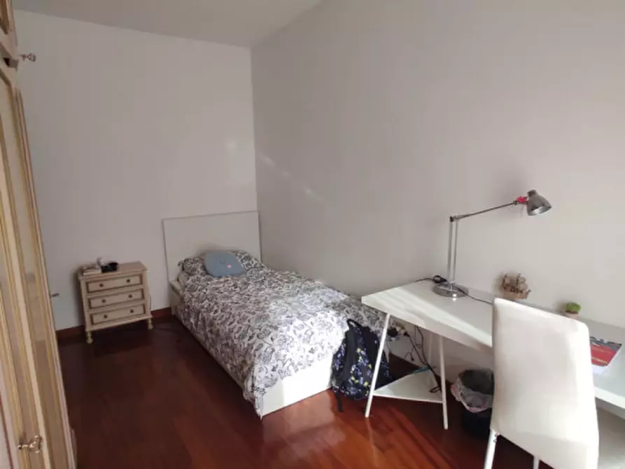 Immagine 1 di Camera in affitto  in Via Sografi a Padova