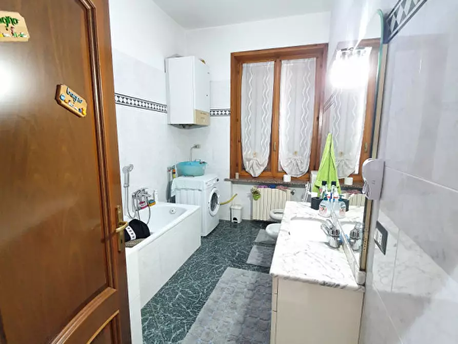 Immagine 11 di Appartamento in vendita  in Strada Romitaggio n.2 a Fontevivo