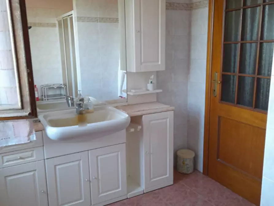 Immagine 16 di Rustico / casale in vendita  a Suzzara