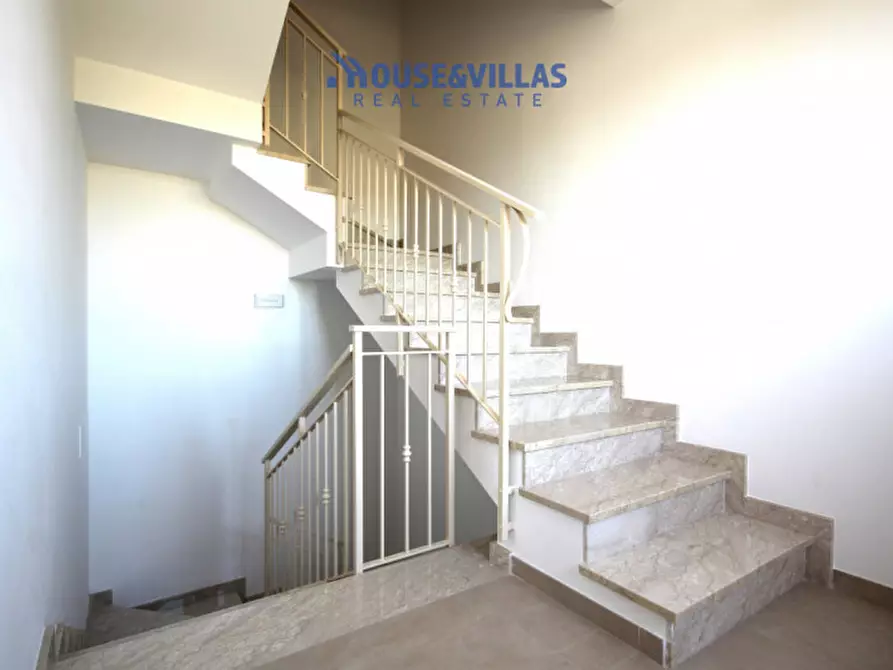 Immagine 37 di Villa in vendita  in viale papa giovanni paolo secondo a Avola