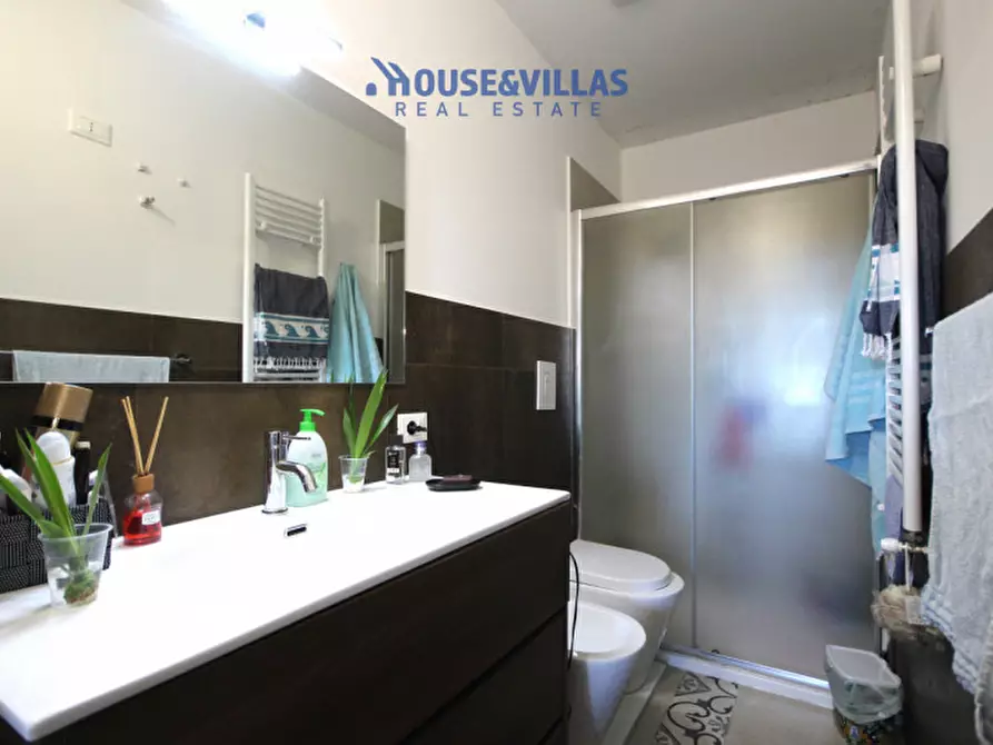 Immagine 42 di Villa in vendita  in viale papa giovanni paolo secondo a Avola