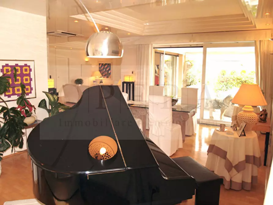 Immagine 4 di Attico in vendita  in Via Col di Lana a Bolzano